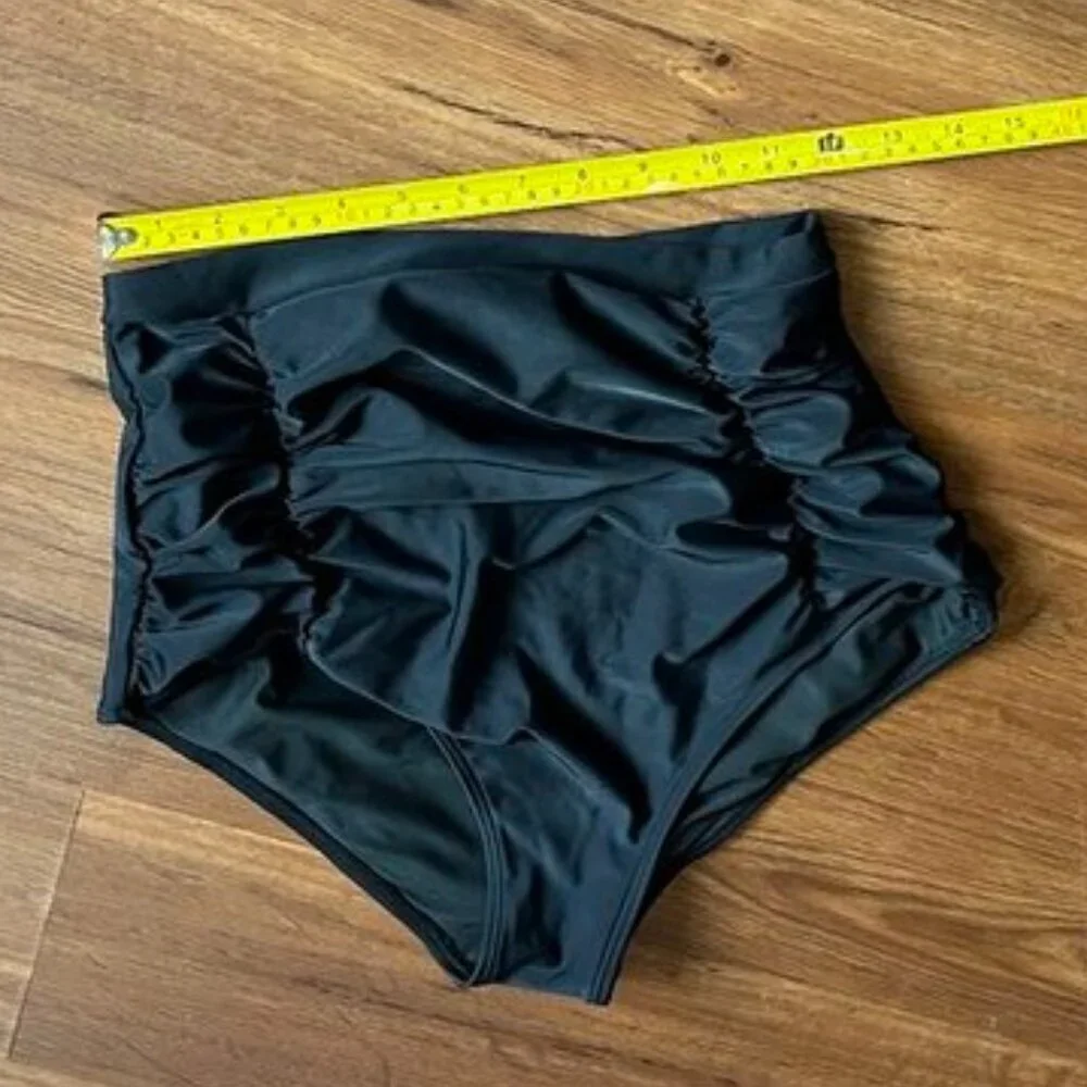 COCOPEAR High-Waist Bikini Bottoms - Size Medium - Gently Used MSRP: $29.99